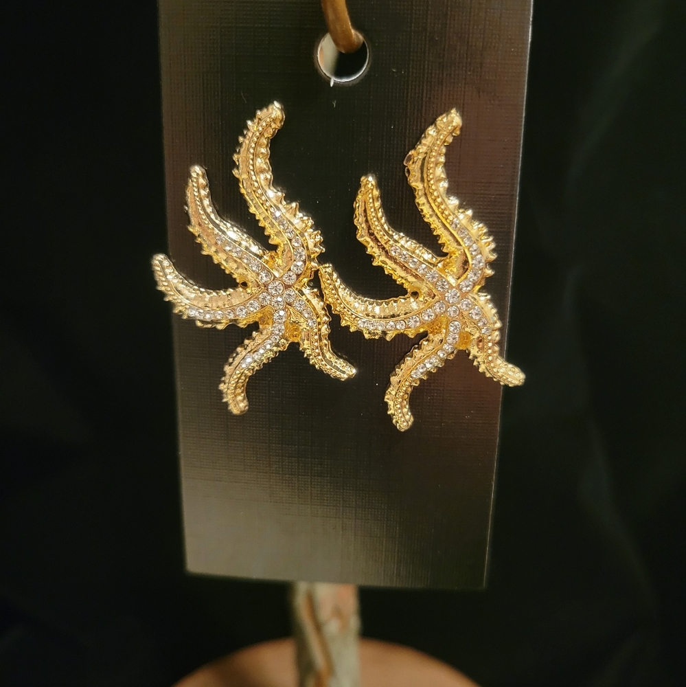 Gold Starfish Earrings